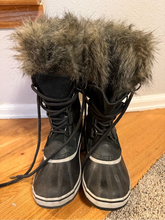 Sorel Shoes - Sorel Women’s Joan of Arctic Black Faux-Fur Winter Lace-Up Boots Waterproof 7